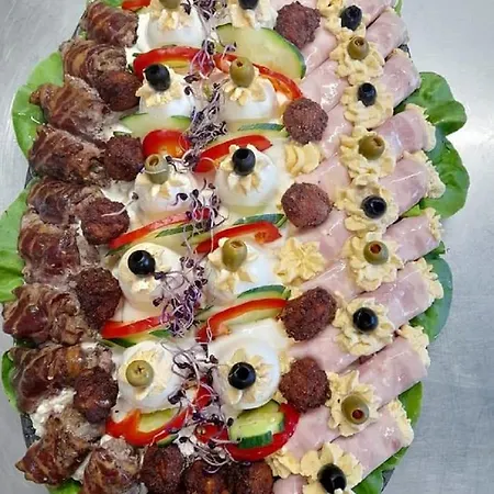 Kekturas-tora Nyilo Badacsonyi Privat Berlemeny Badacsonytomaj