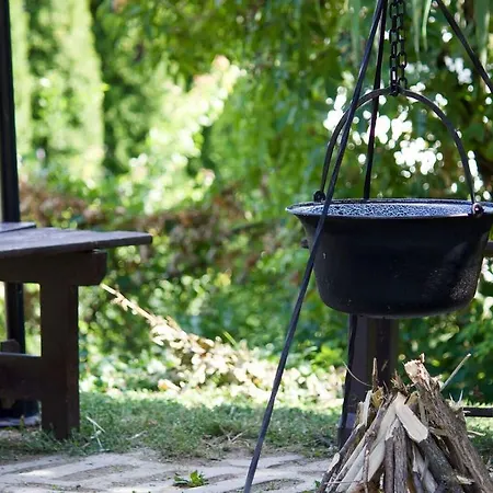 Kekturas-tora Nyilo Badacsonyi Privat Berlemeny Badacsonytomaj