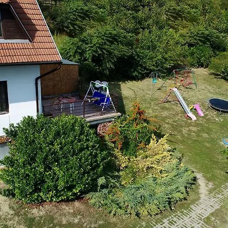 Kekturas-tora Nyilo Badacsonyi Privat Berlemeny Appartamento Badacsonytomaj